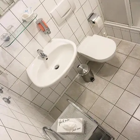 Zur Wartburg ゲストハウス オルバーンハウ