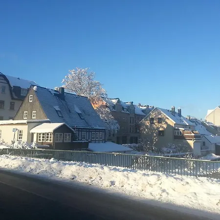 Zur Wartburg *